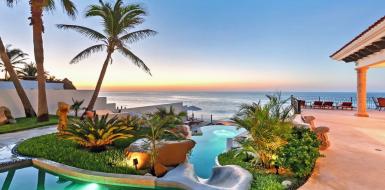 oceanfront villa in Los Cabos