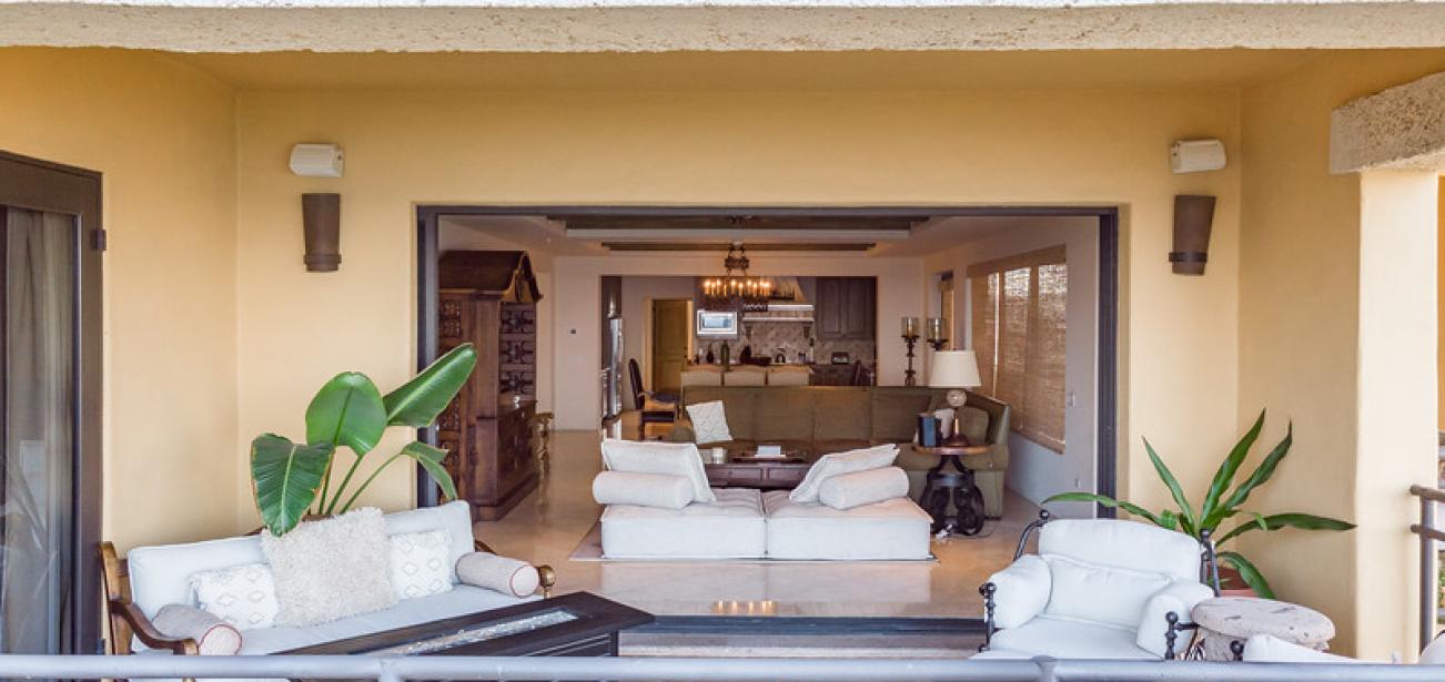 Los Cabos beach club condo